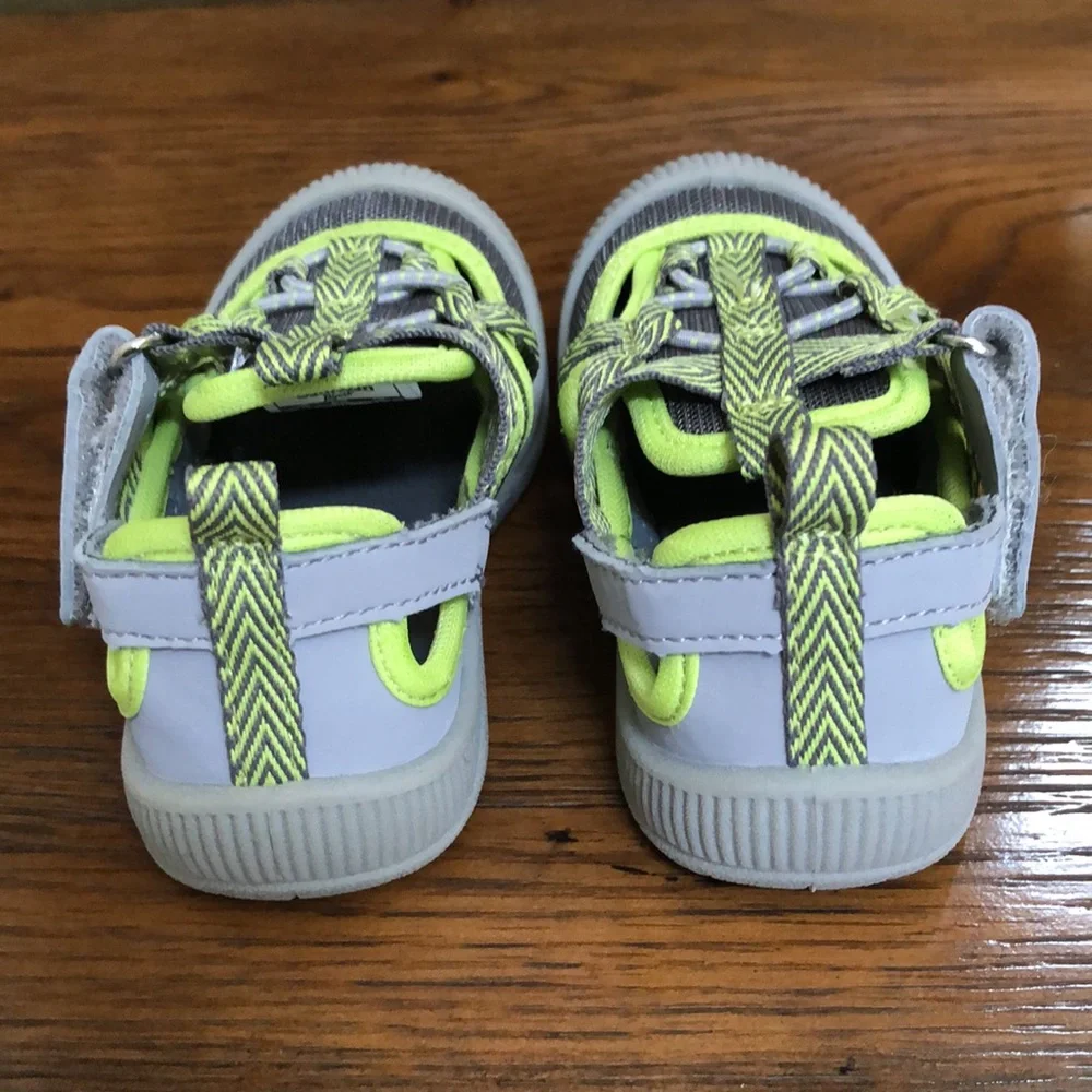 NWOT baby boys Oshkosh B’gosh sport sandal. Size 5. Gray and highlighter yellow.
